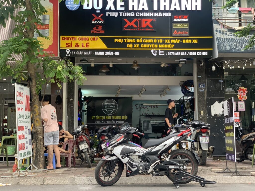 58.RED XE MAY